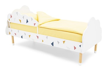 Кровать в детскую Stumpa Облако "Треугольники желтый, синий, розовый" в Костроме